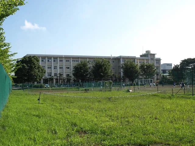 中央農業高校の外観