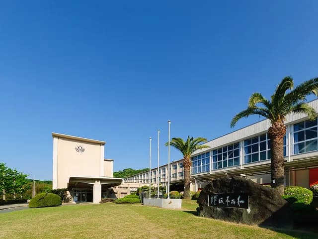 蒲郡東高校の外観