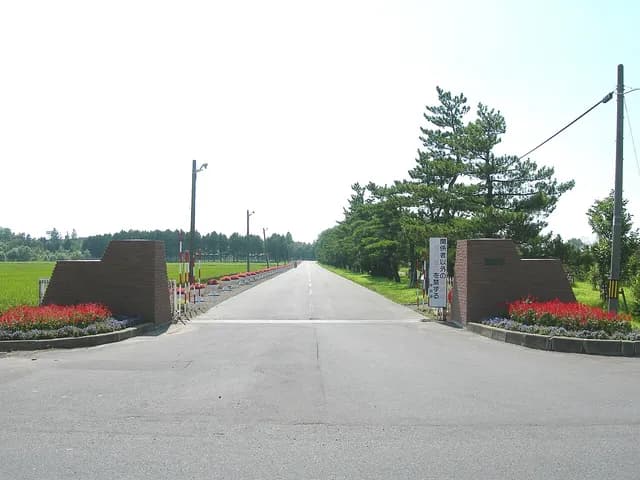 五所川原農林高校の外観