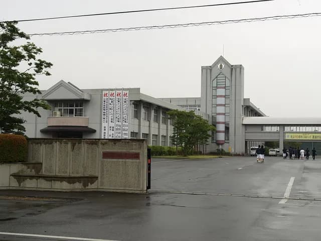 花巻南高校の外観