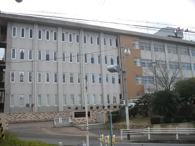 東宇治高校の外観