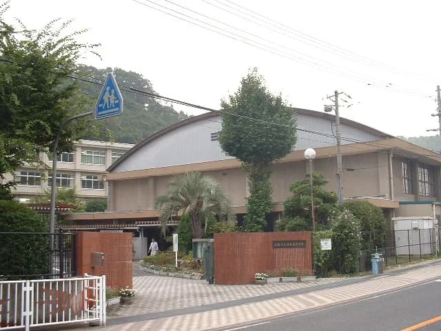 沼南高校の外観