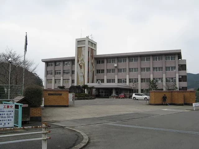 諫早東高校の外観