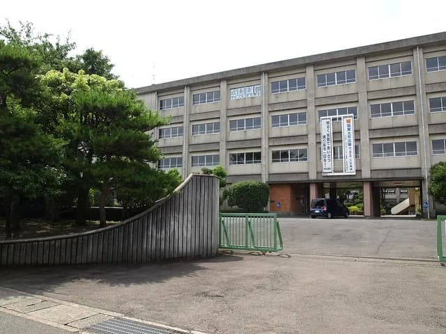 伊志田高校の外観