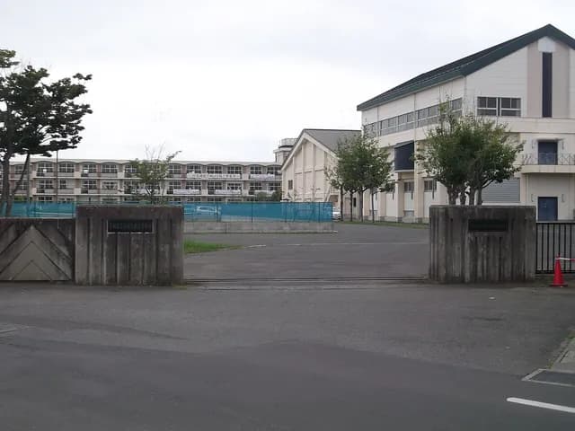 石巻好文館高校の外観