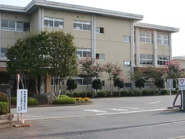 上三川高校の外観