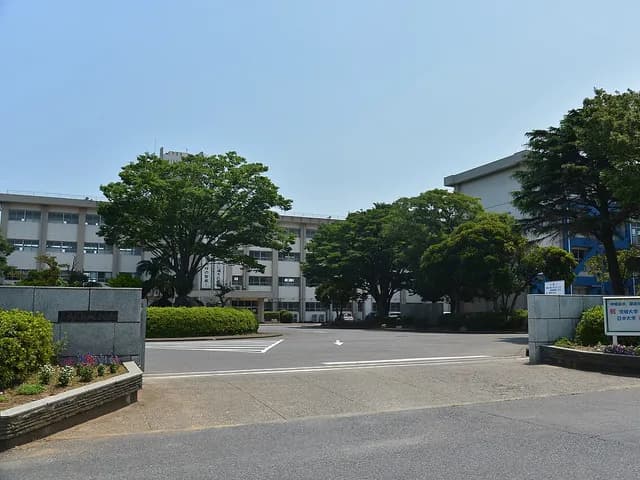 神栖高校の外観