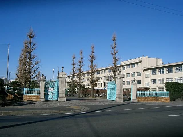 桐生高校の外観