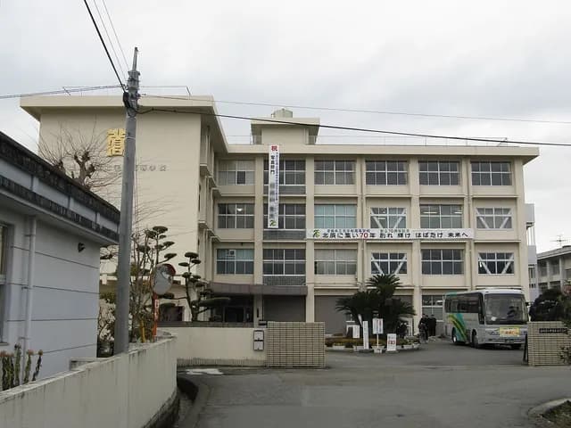 北宇和高校の外観