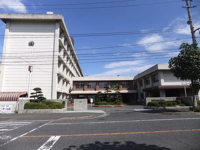 高陽東高校の外観
