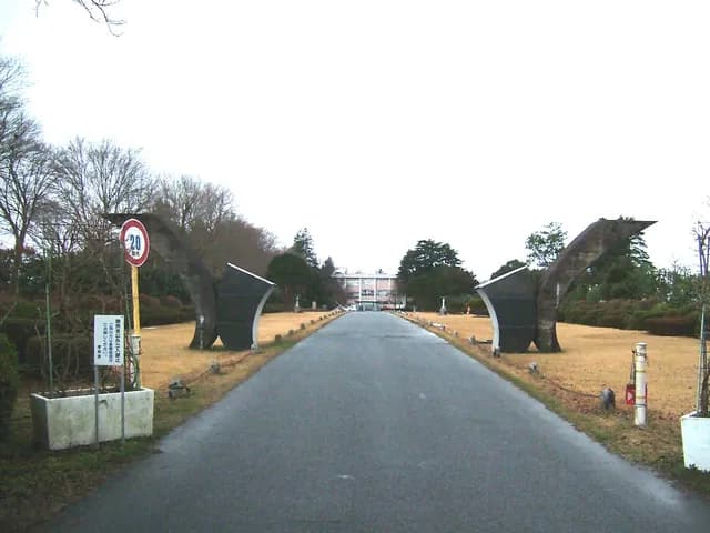 倉吉農業高校の外観