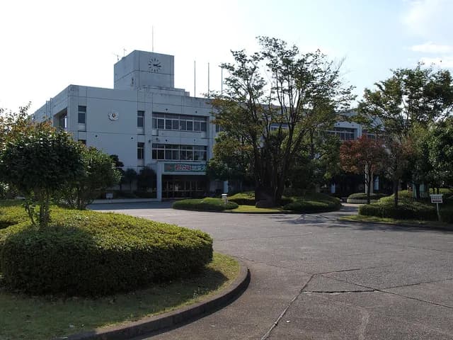 松が谷高校の外観