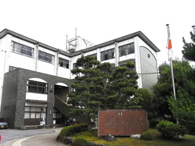 水口東高校の外観