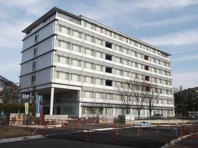 三島長陵高校の外観