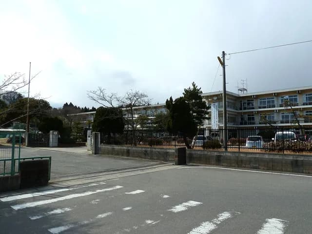勿来工業高校の外観