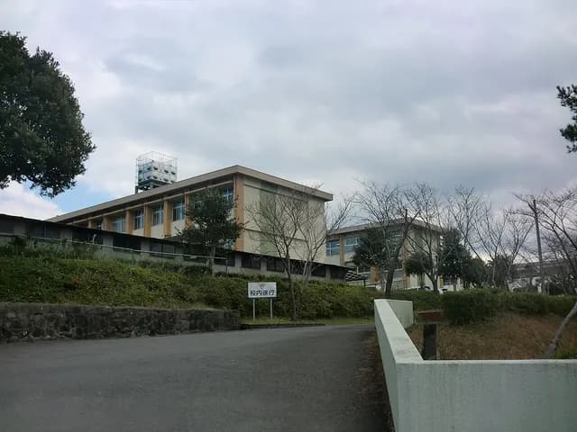 川薩清修館高校の外観