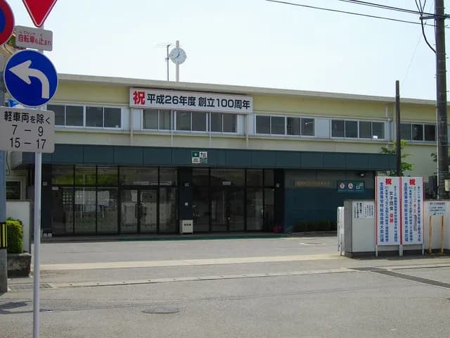 白河旭高校の外観