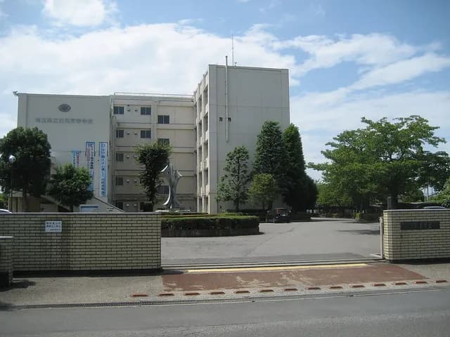 白岡高校の外観