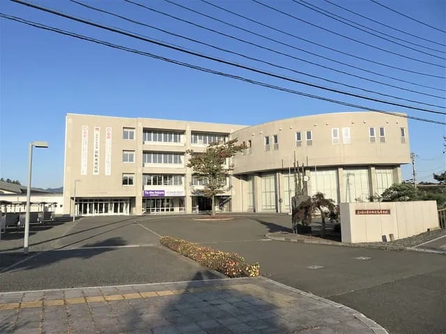 紫波総合高校の外観