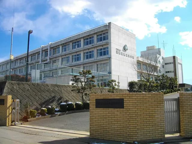 沼南高柳高校の外観