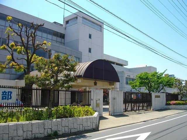 墨田川高校の外観