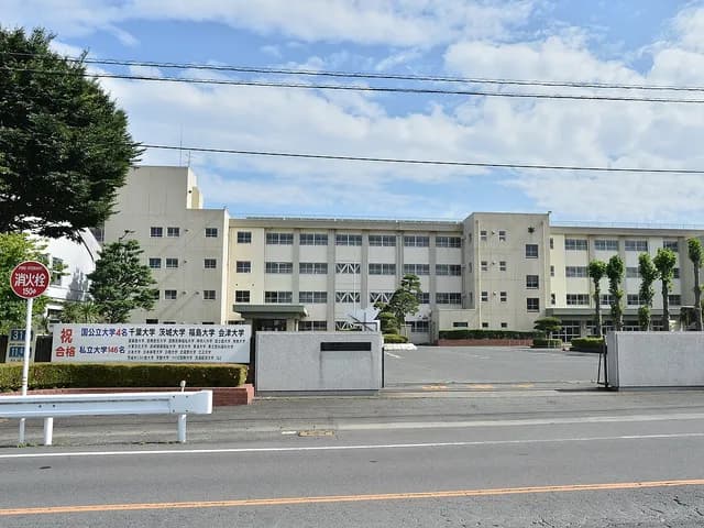 多賀高校の外観