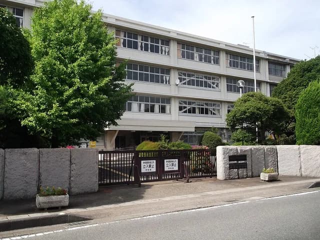 田方農業高校の外観