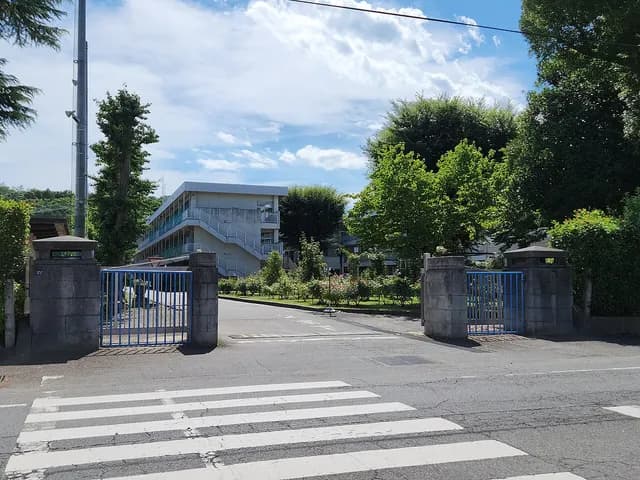 高崎高校の外観