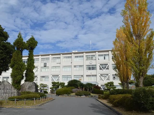 瑞陵高校の外観