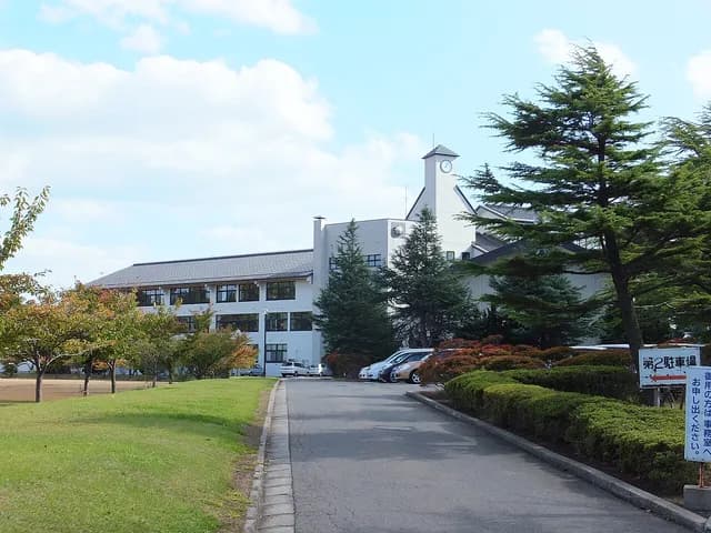 本荘高校の外観