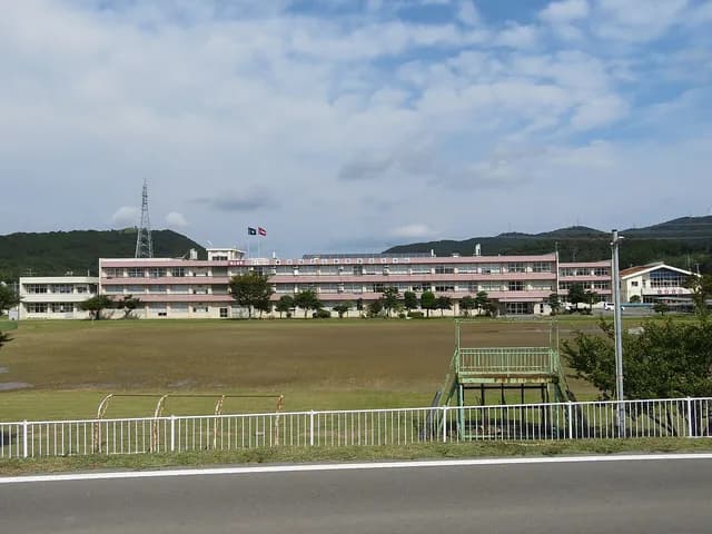 石巻商業高校の外観
