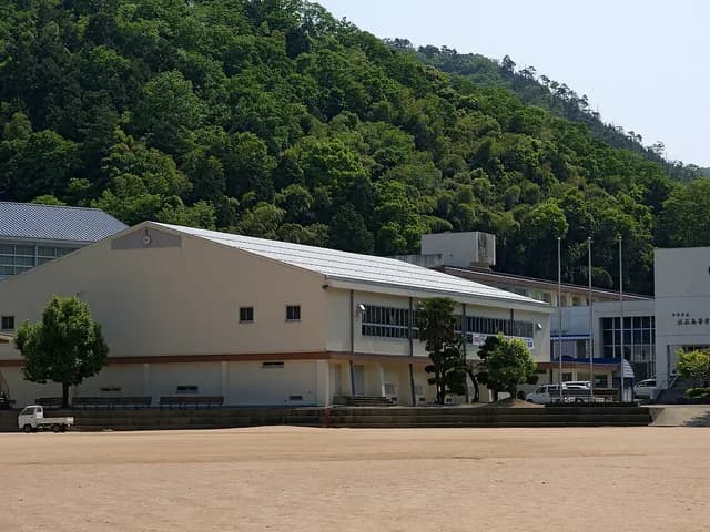 出石高校の外観