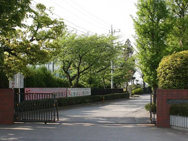 児玉高校の外観