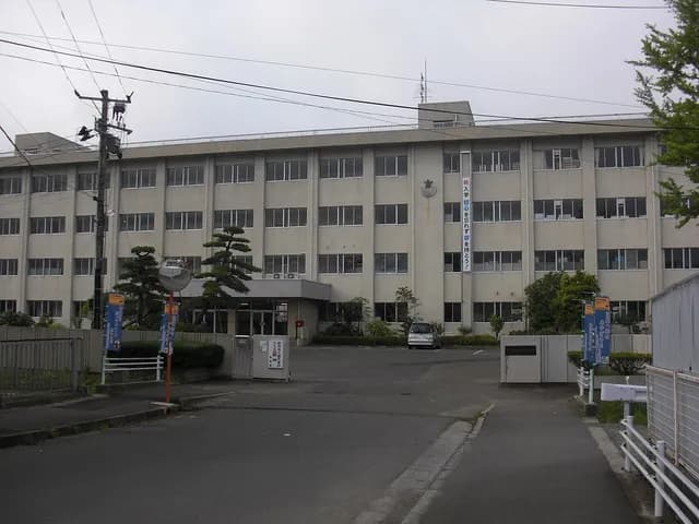 名取北高校の外観