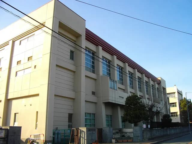 大宮北高校の外観