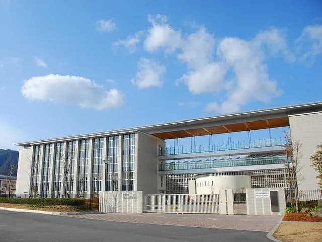 龍野北高校の外観