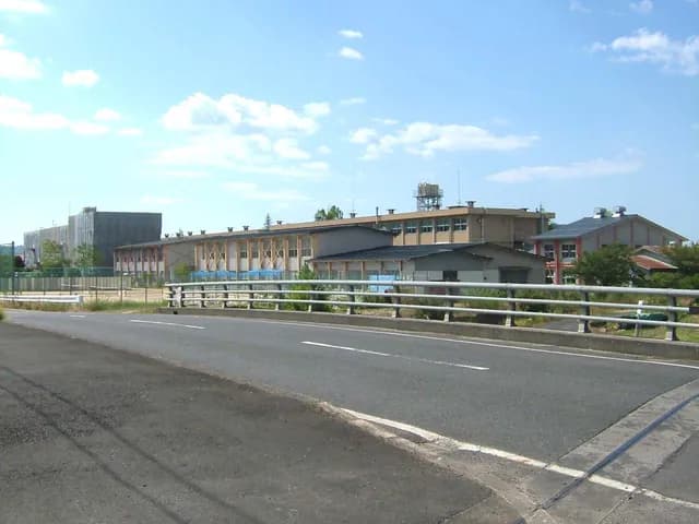 鳥取工業高校の外観