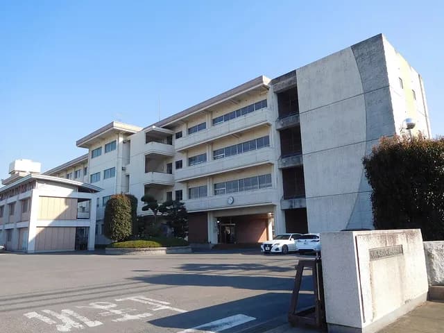 土浦第一高校の外観