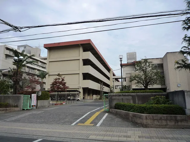 広島国泰寺高校の外観