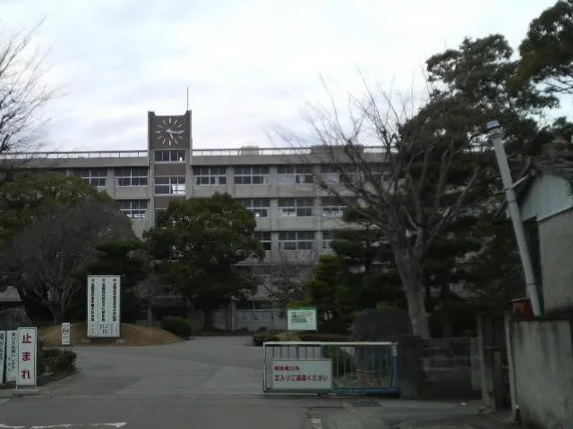 城北高校の外観