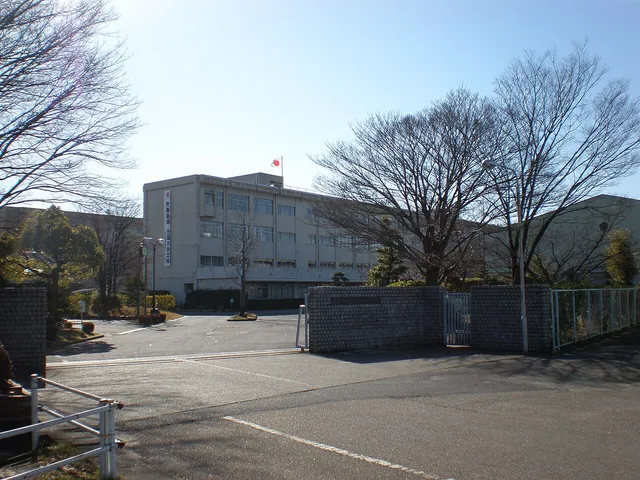 春日井西高校の外観