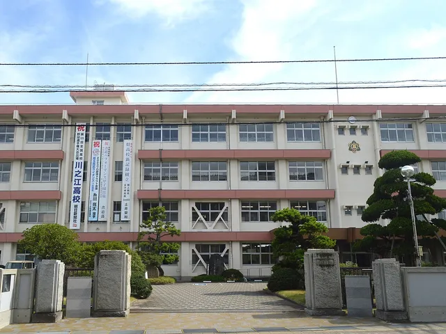 川之江高校の外観