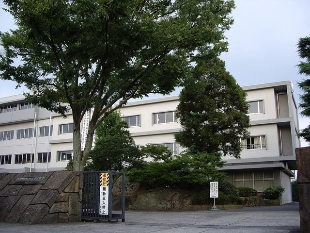 琴平高校の外観