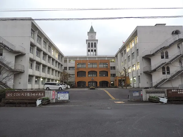 守山北高校の外観