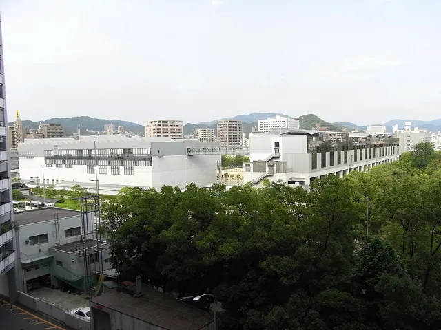 基町高校の外観