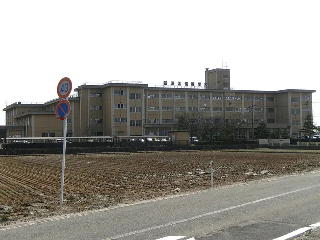 新潟北高校の外観