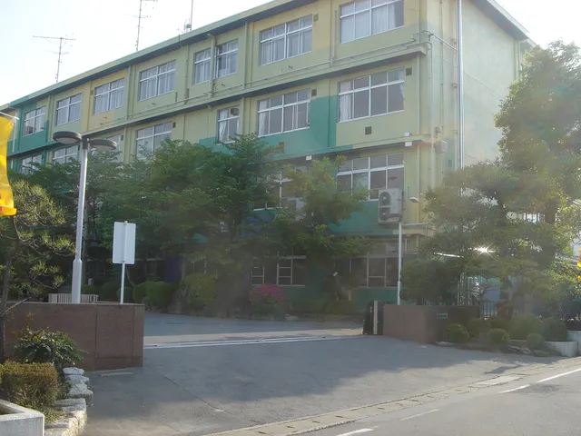 大垣工業高校の外観