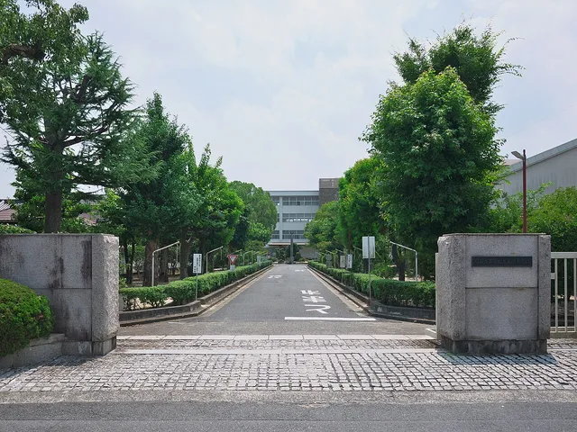 高松農業高校の外観