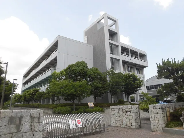 高松桜井高校の外観