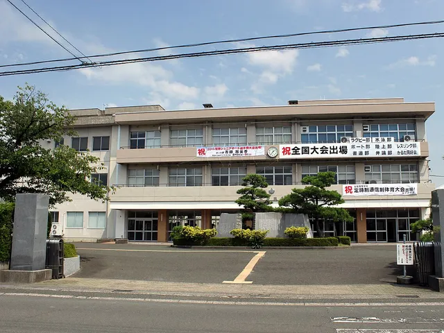 若狭高校の外観
